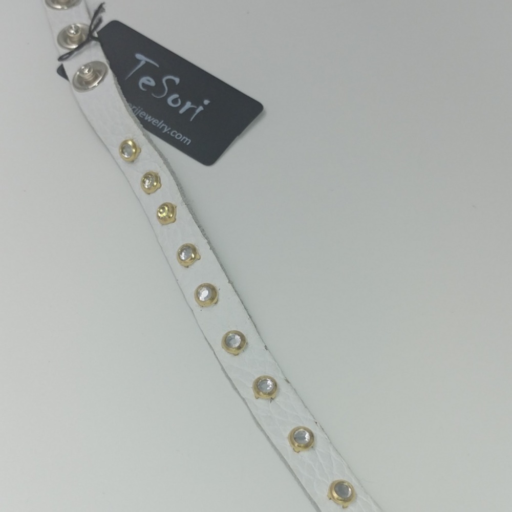 LAST ONE White Leather Single Strand Bracelet - Picture 2 of 2
